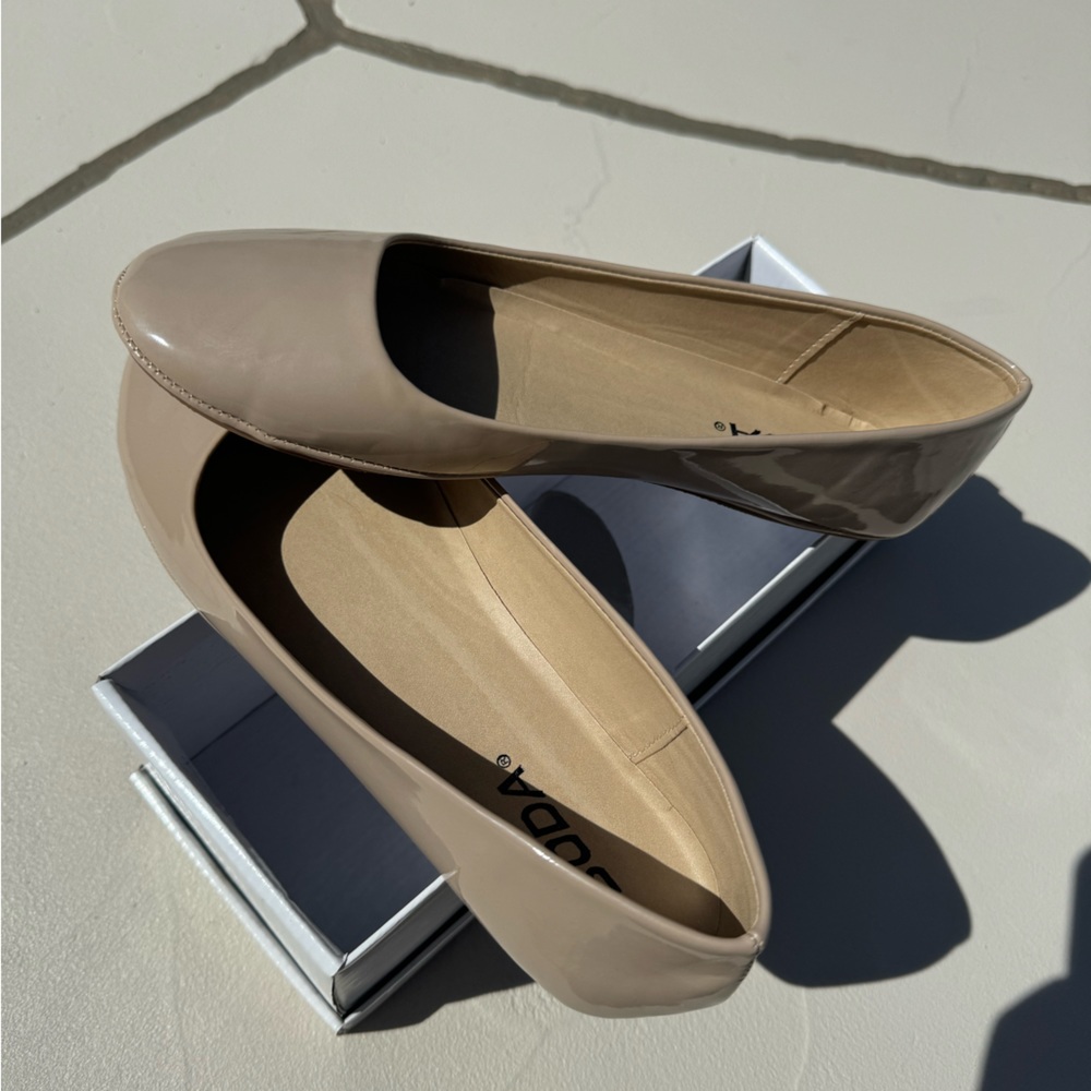 SODA patent beige round toe ballet flats - NWT - size 7.5